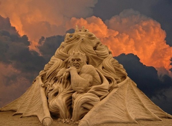 Божественная комедия Данте в песке (7 фото)