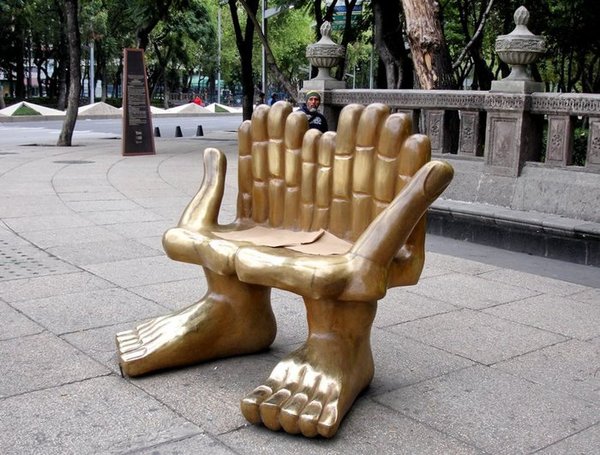 Самые необычные скамейки в мире (21 фото) часть 2