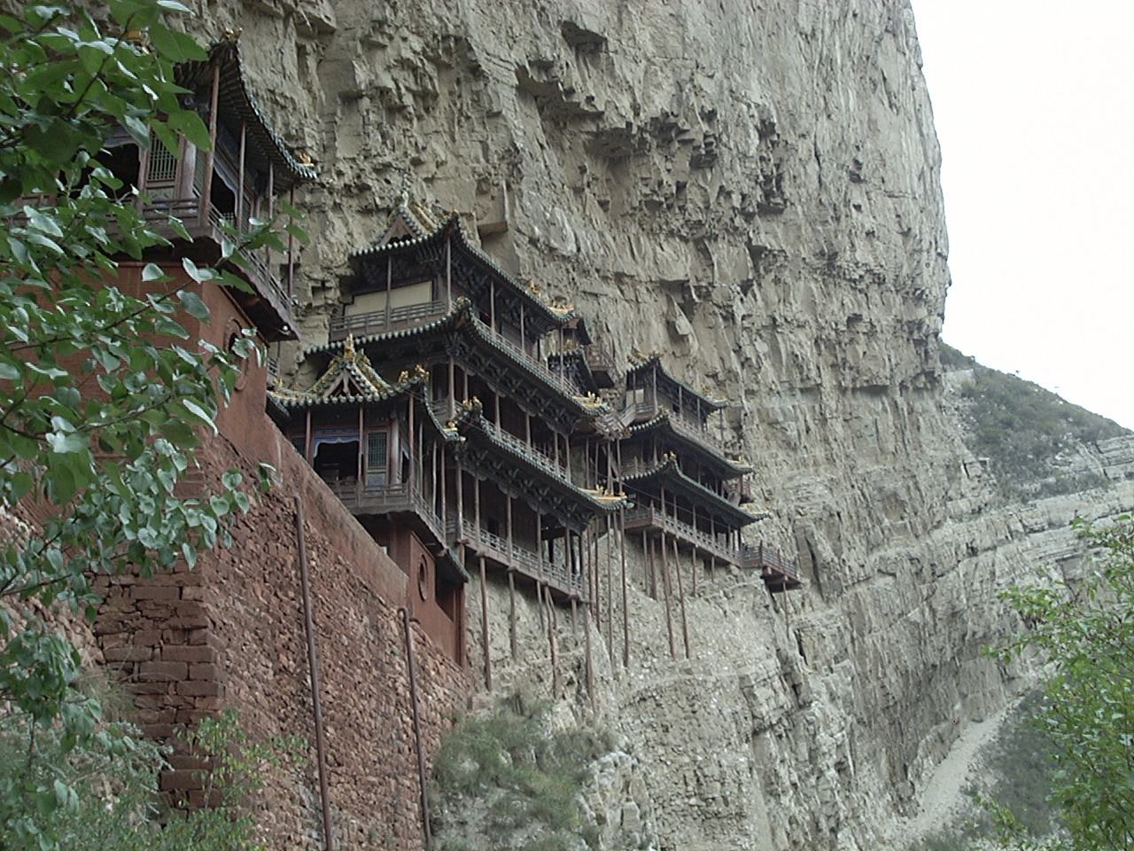 Монастырь в скале Китай 1800 год