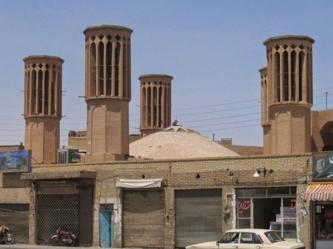 Дышащие башни из Ирана (7 фото)
