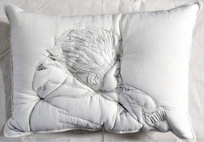 Подушки от Мириам Ашканян, которые клонят ко сну (7 фото)