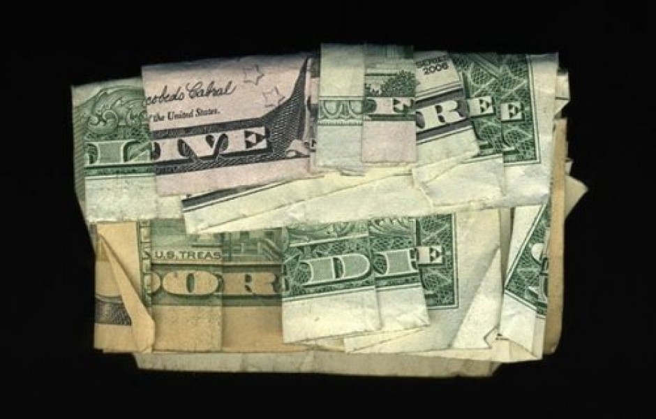 Скрытые сообщения на долларовых купюрах (10 фото)