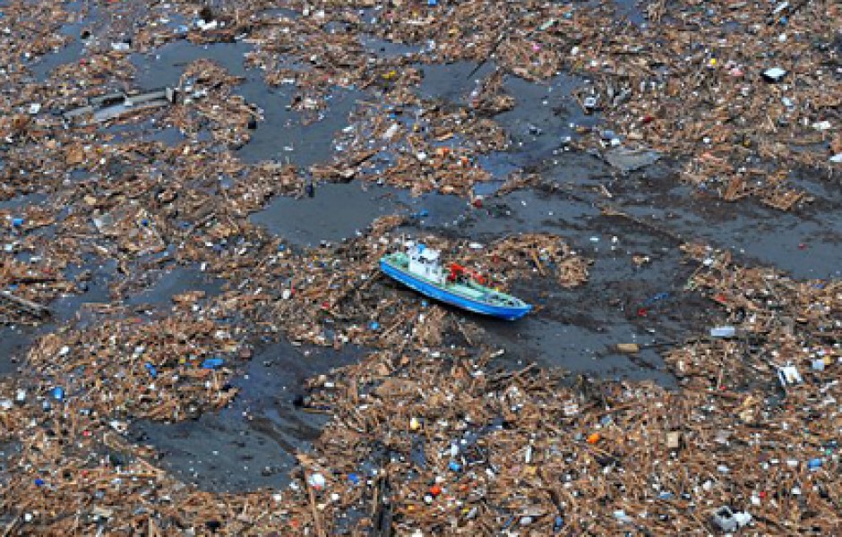 20 миллионов тонн японского мусора приближается к Гавайским островам (8 фото)