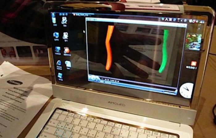 Ноутбук с прозрачным OLED-дисплеем от Samsung (5 фото)