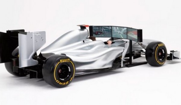 Полноразмерный гоночный симулятор Формулы-1 за 145.000$ (2 фото)