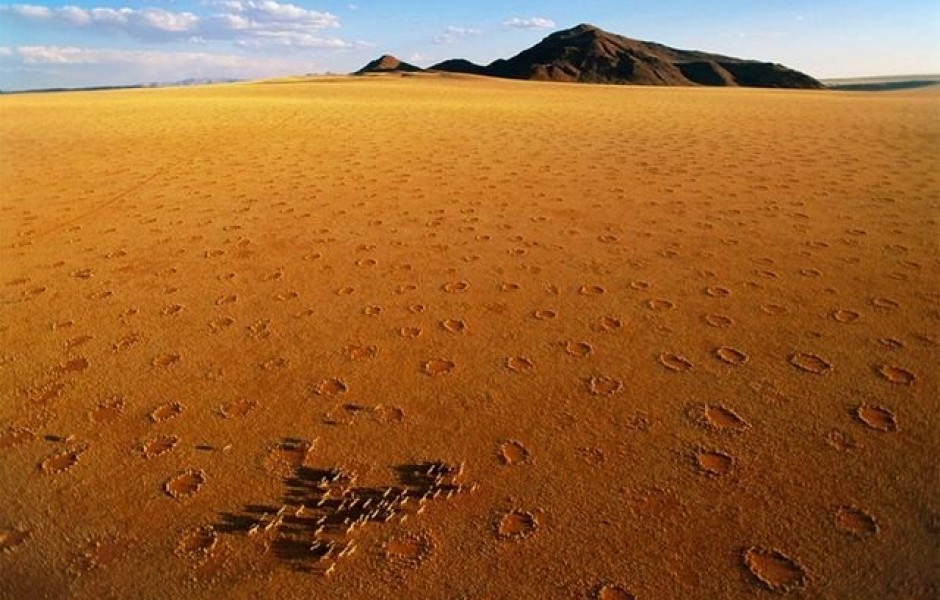 Необычные круги Фей в Намибии (9 фото)