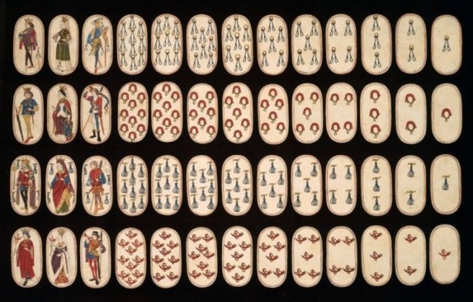 Самая старая колода карт в мире (4 фото)