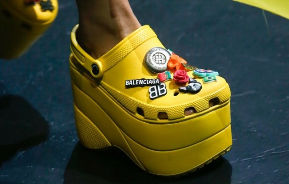 «Кроксы» на платформе: Самая уродливая и модная обувь будущей весны