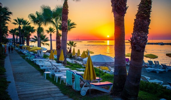 Куда лучше поехать отдыхать на Кипр?