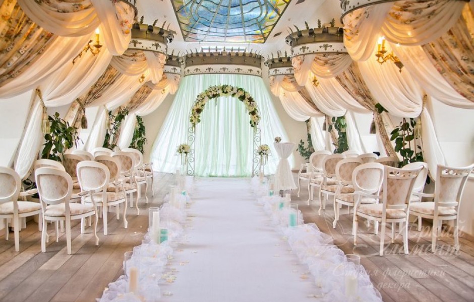 10 самых красивых мест для свадьбы в Москве и Подмосковье