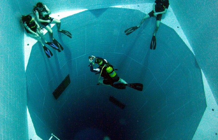 Самый глубокий в мире бассейн (фото дня)