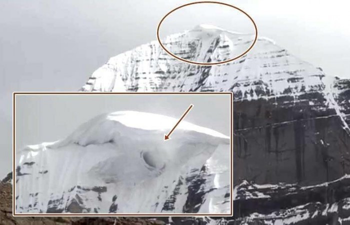 Загадочное отверстие открылось в тибетской горе Кайлас (видео дня)