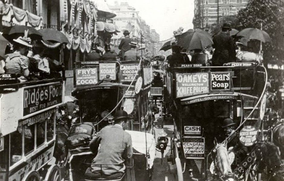 Пробки на дорогах 100 лет назад  (13 фото)