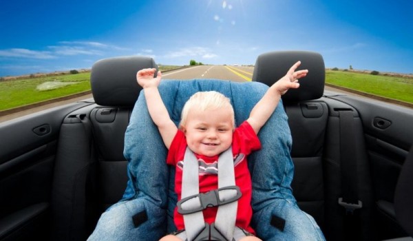 5 верных и ложных фактов о безопасности детей в авто