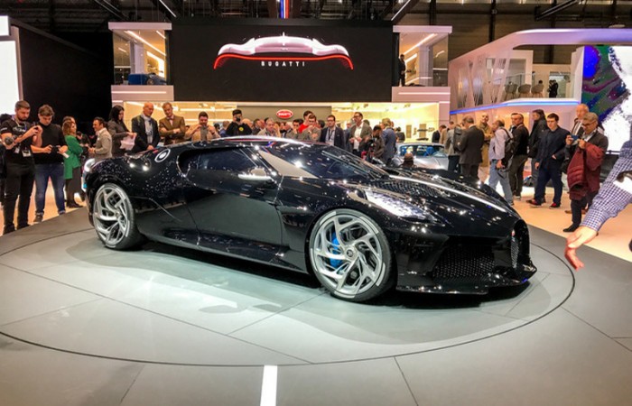 La Voiture Noire от Bugatti  за 825 000 000 рублей (11 фото)