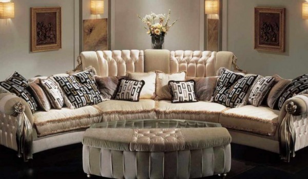 Украшение комфортного, стильного интерьера – диван из Италии