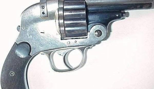 Уникальный револьвер с тремя стволами