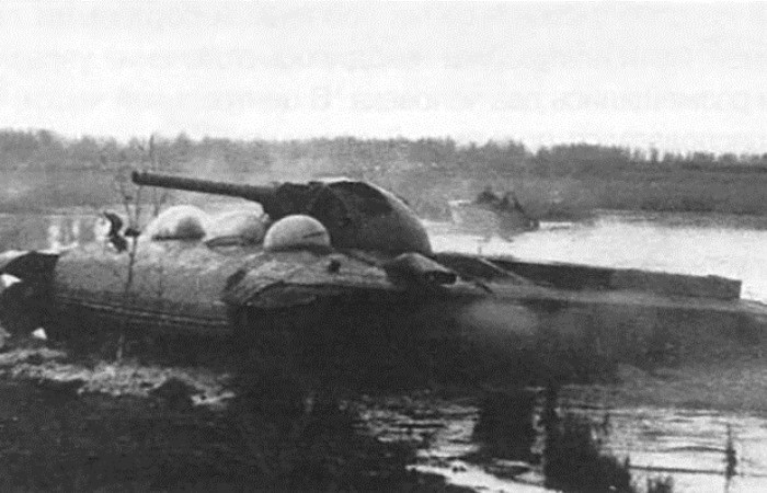 Танк СССР на воздушной подушке (6 фото)