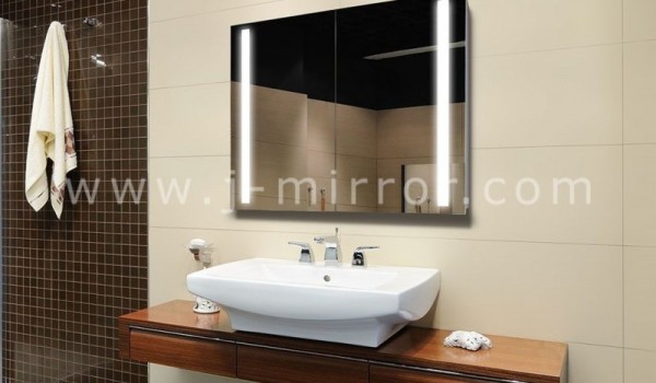 Шкафы с зеркалом в ванную комнату: параметры выбора и покупки