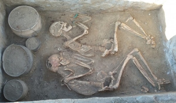 Новости Караганды: нашли еще одну могилу древних Ромео и Джульетты