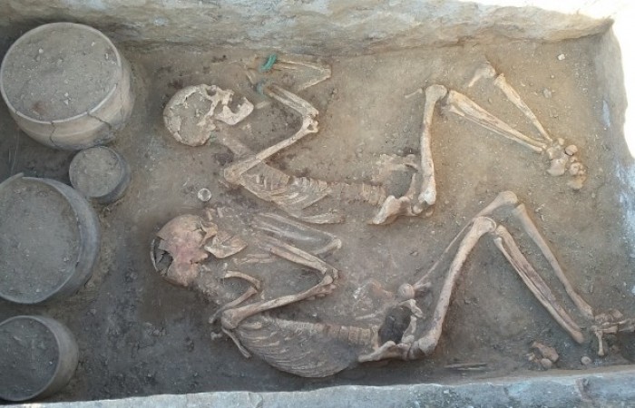 Новости Караганды: нашли еще одну могилу древних Ромео и Джульетты