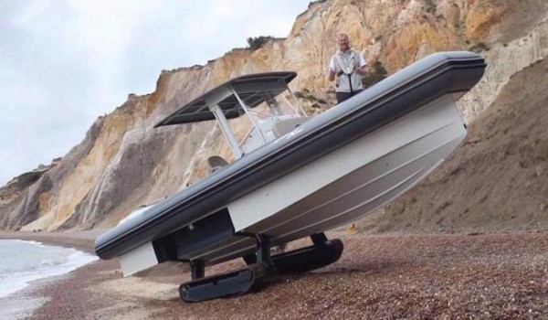 Яхта на гусеницах за 15 200 000 рублей (5 фото + видео)