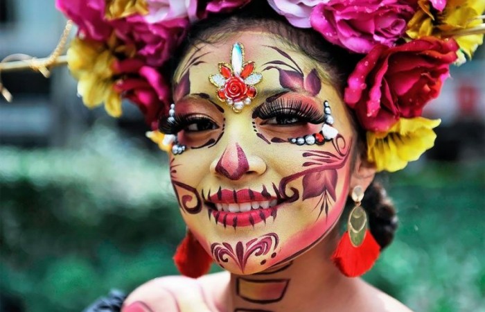 Парад в Мексике, приуроченный ко Дню Мёртвых (14 фото)