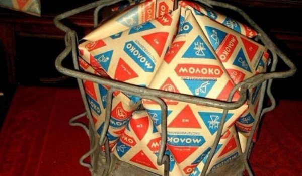Почему в СССР продавали молоко в «треугольниках»: как нас шведы одурачили (6 фото)