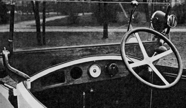 Почему первые советские автомобили были праворульные