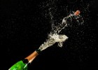 Насколько вылетевшая пробка от шампанского может быть опасной?