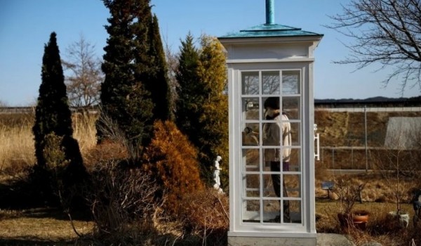 В Японии есть телефонная будка, из которой можно позвонить умершим