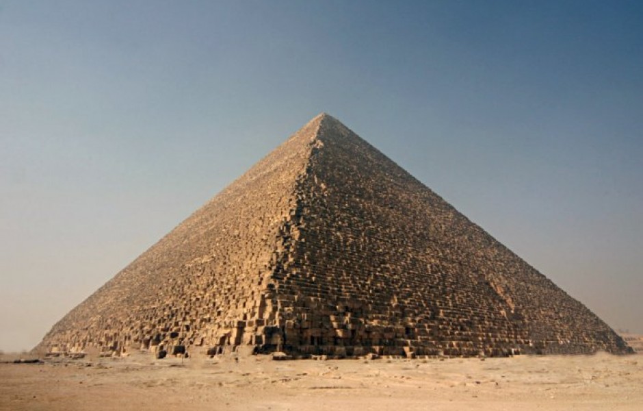 Что обнаружили в тайной комнате пирамиды Хеопса?