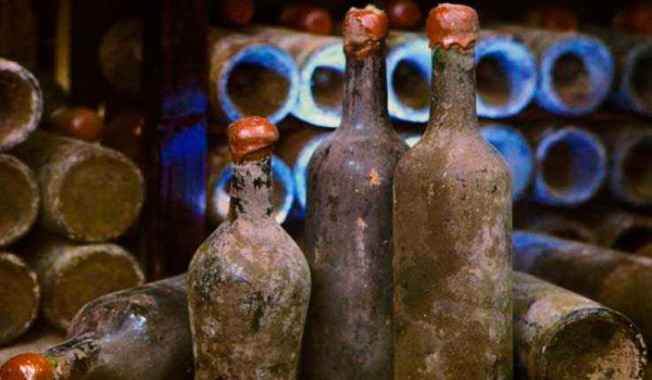 В Греции нашли самое старое вино в Европе