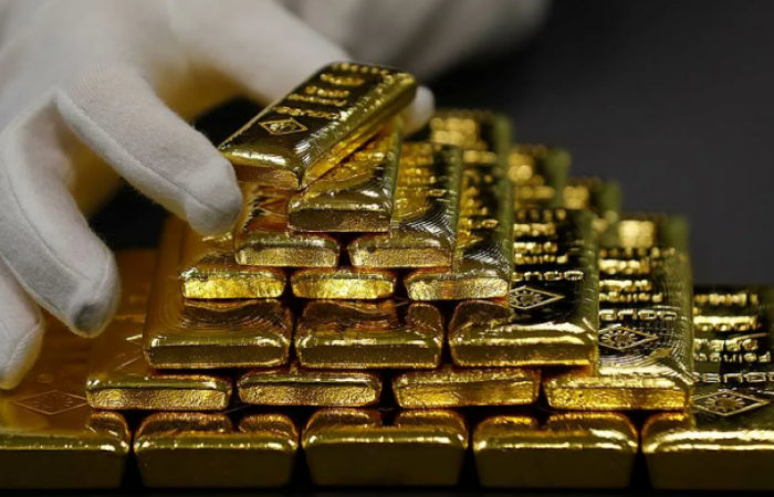Почему золото стало драгоценным металлом, и кто решил, что будет так