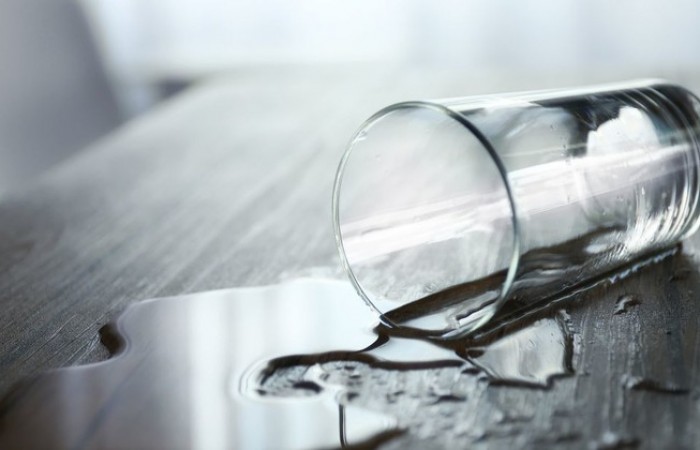 Технология жидкого пластицина: как создали воду, которую можно резать ножом, и где её можно применять
