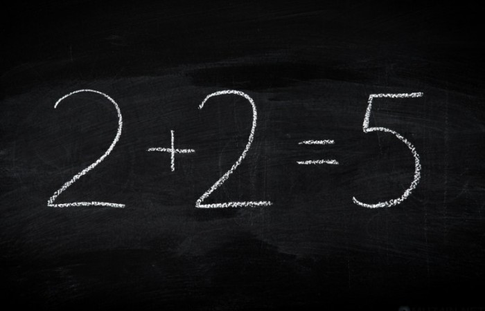 Почему некоторые люди думают, что 2 + 2 = 5