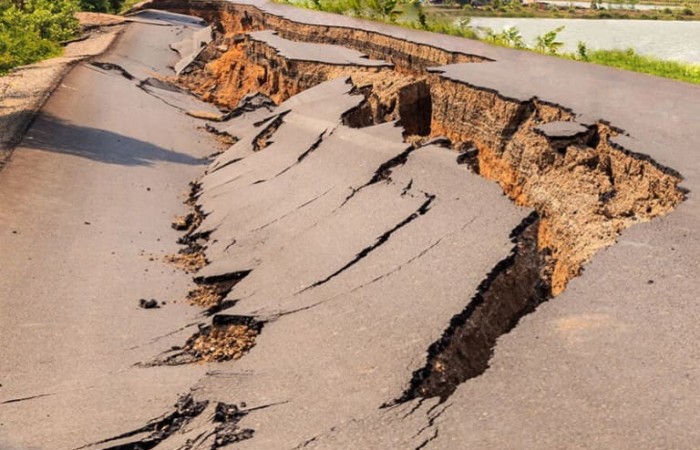 Что такое землетрясение и что его вызывает?
