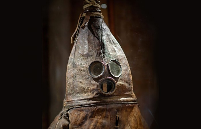 Как выглядел водолазный костюм XVIII века (7 фото)