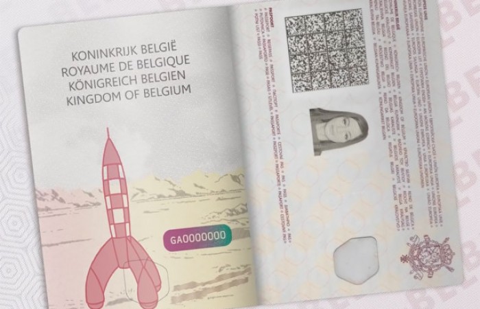 В Бельгии вводят новые паспорта. На их страничках изображены персонажи комиксов (26 фото)