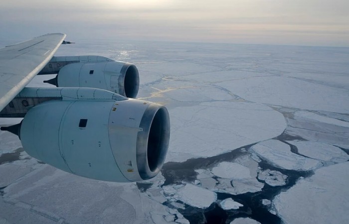 Почему самолетам запрещено летать над Антарктидой?