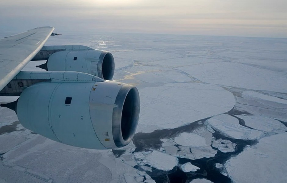 Почему самолетам запрещено летать над Антарктидой?