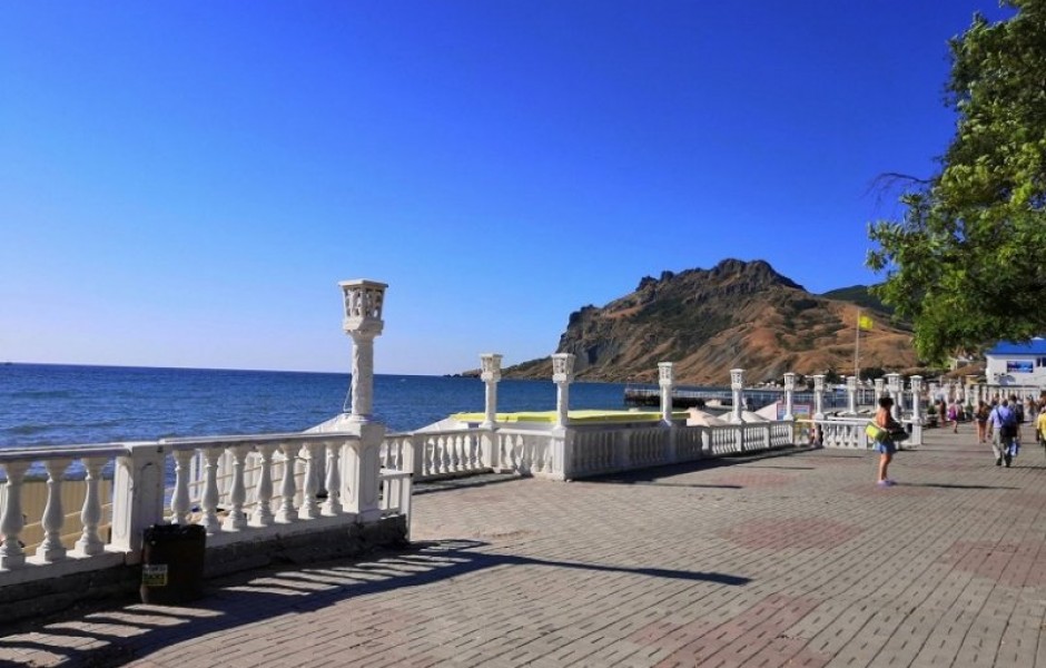 Туристы назвали 5 самых потрясающих набережных Крыма