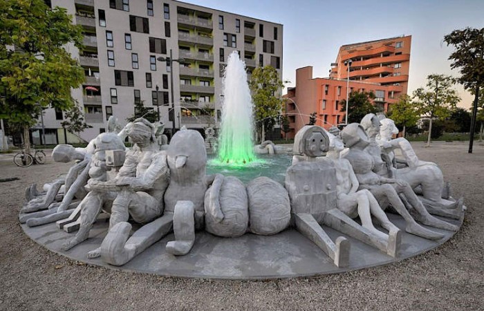 В Вене открыли самый уродливый фонтан в мире. Его стоимость — почти 2 миллиона евро (2 фото)