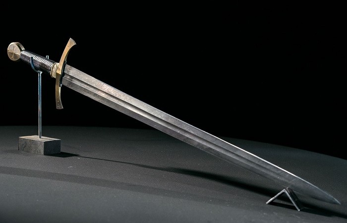 9 самых известных древних мечей Средневековья, ставших настоящими легендами