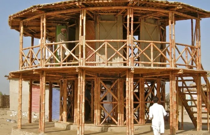 Бамбуковый дом из Пакистана не боится наводнений и стоит $88