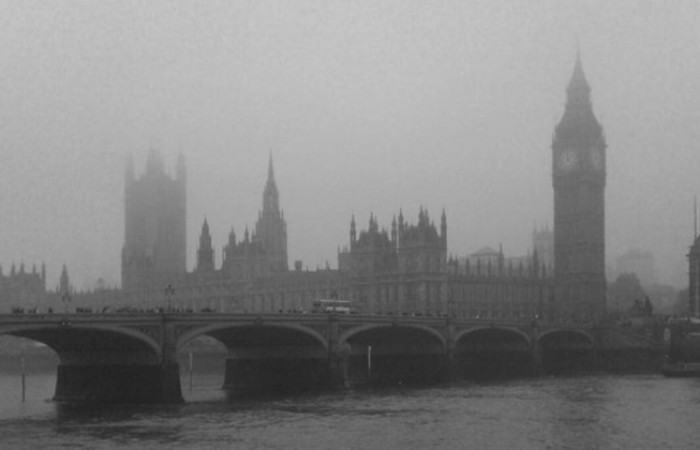Великий смог в Лондоне: из-за чего 71 год назад на британскую столицу опустился опасный туман