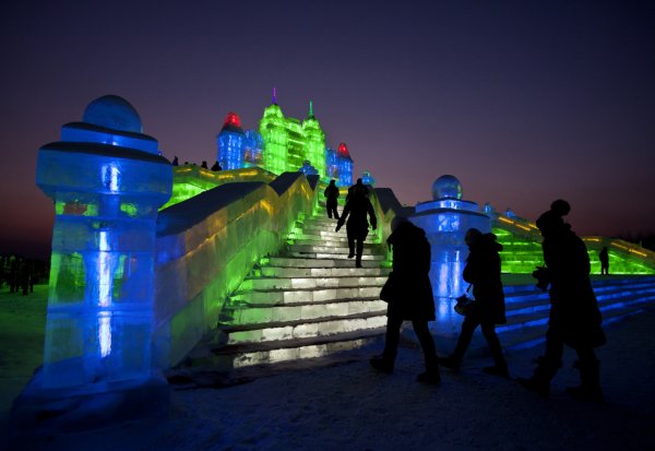 Фестиваль снега и льда в Харбине 2012 (23 фото)