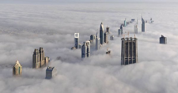 Города окутанные туманом (14 фото)