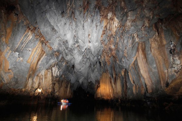 Самые удивительные пещеры мира (20 фото)