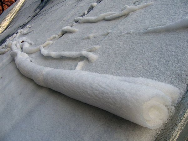 Ветряные проделки: снежные рулоны - зимний природный феномен (6 фото)
